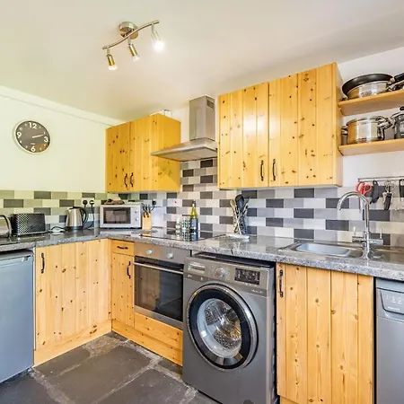 No. 7 Holiday home *